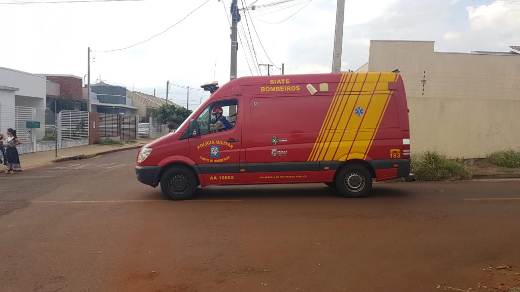 Criança em bicicleta atinge veículo no Angra dos Reis