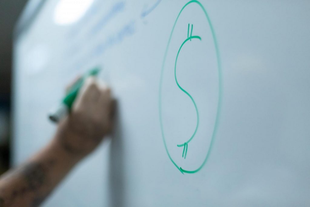 Socioeducando do Cense Londrina II é aprovado no vestibular de Matemática
