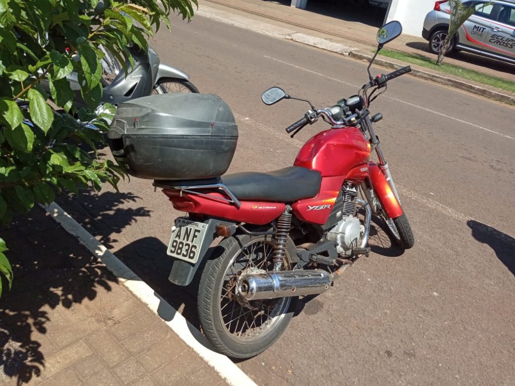 Moto Yamaha foi furtada em imóvel no Bairro Brasília