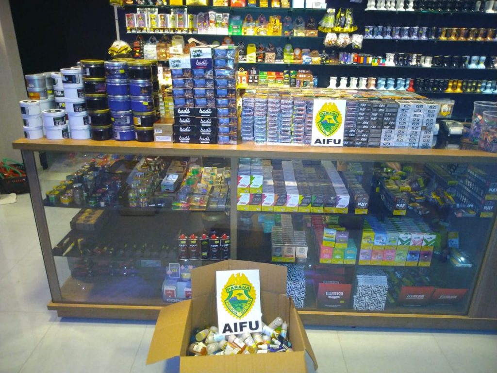 AIFU apreende cigarros e contrabandos durante fiscalizações em Guaratuba (PR)