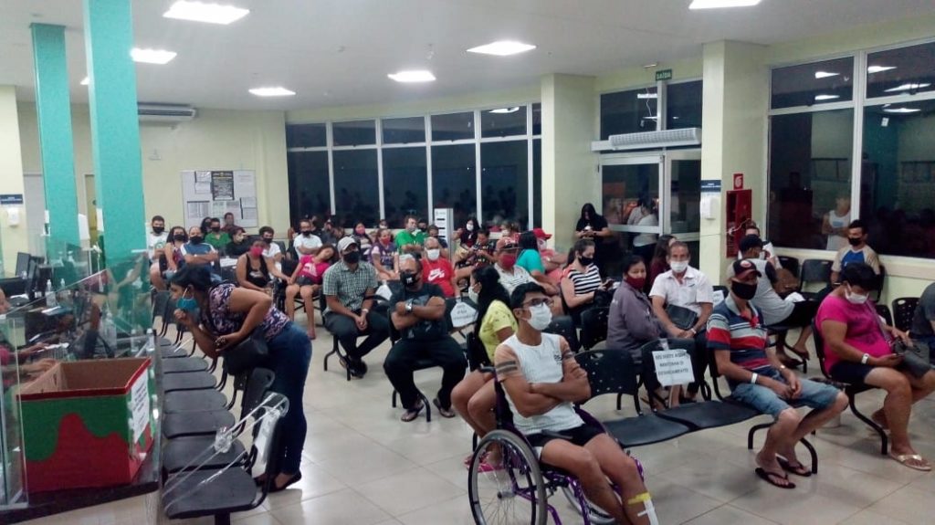 Secretaria de Saúde fala sobre a demora nos atendimentos em casos suspeitos da Covid-19