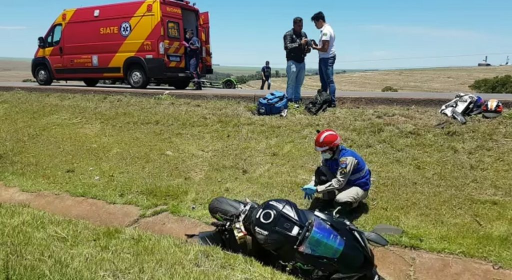 Motociclista sofre ferimentos moderados em acidente na BR-467