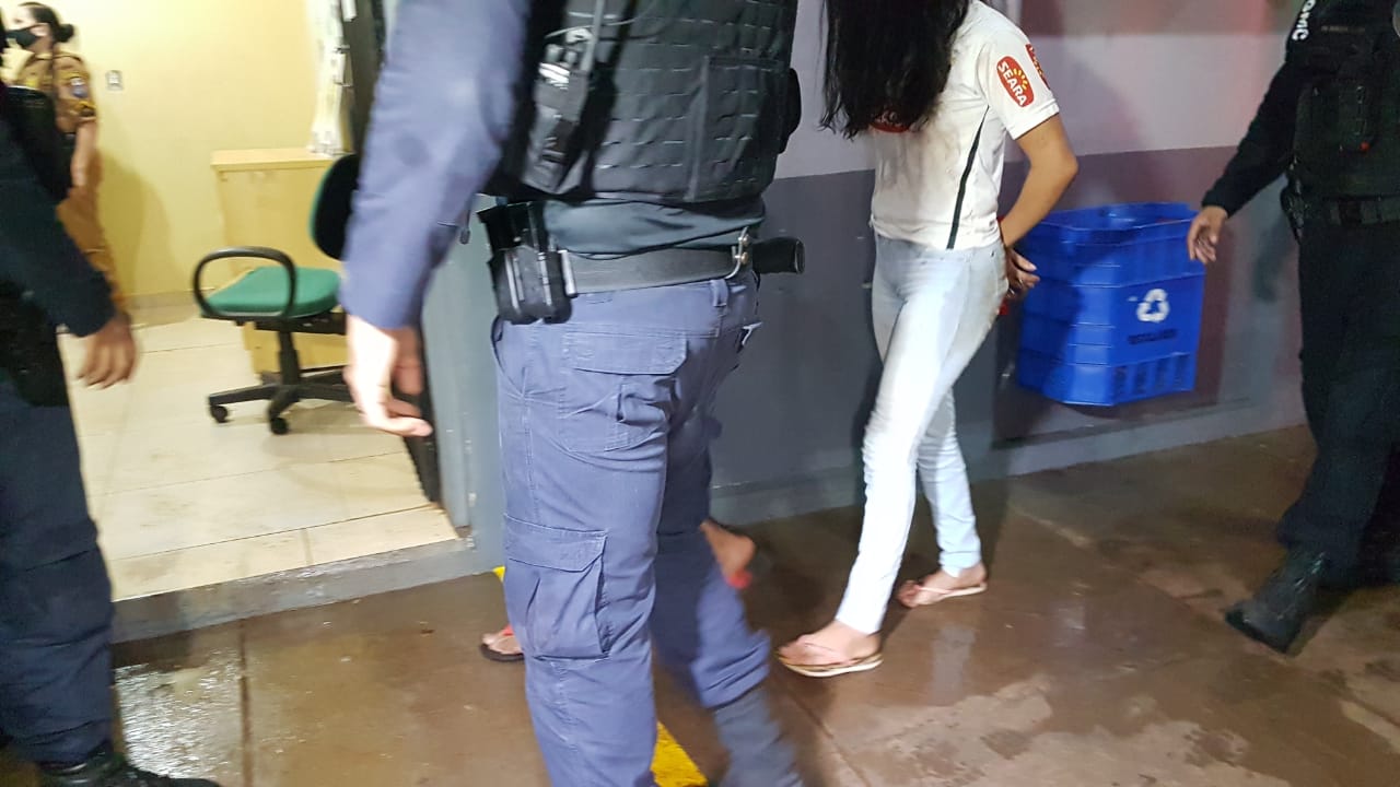 Cinco pessoas são detidas após assalto com reféns no Universitário Imagem referente a Cinco pessoas são detidas após assalto com reféns no Universitário
