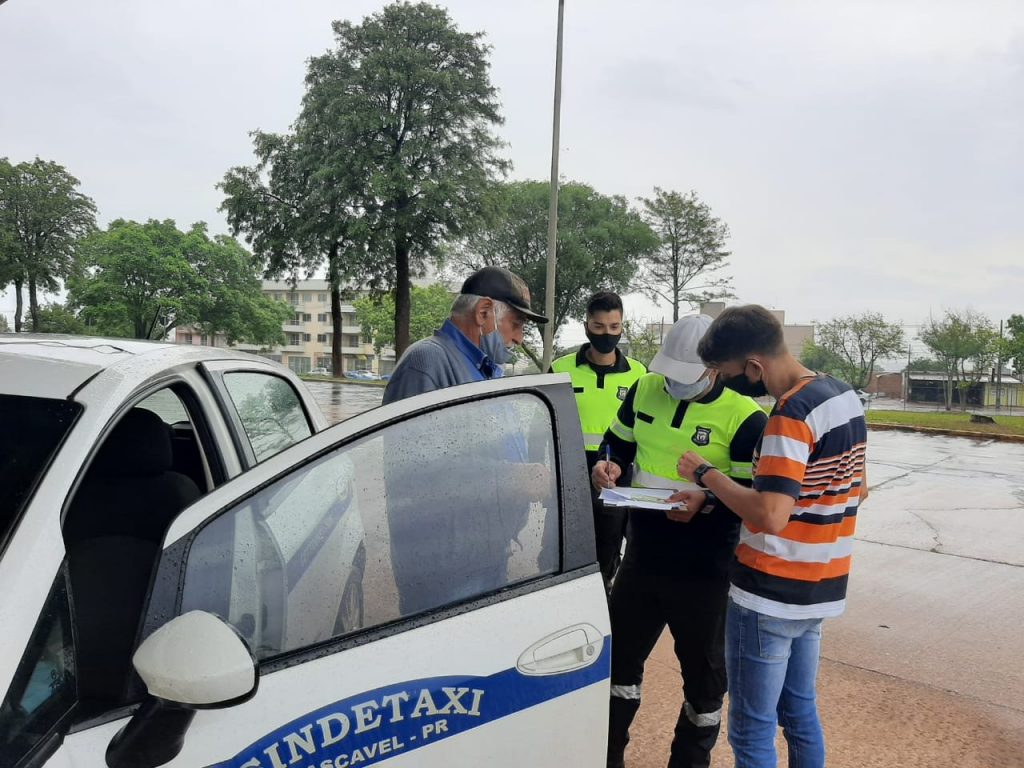 75% dos taxistas convocados comparecem à vistoria anual obrigatória da Transitar