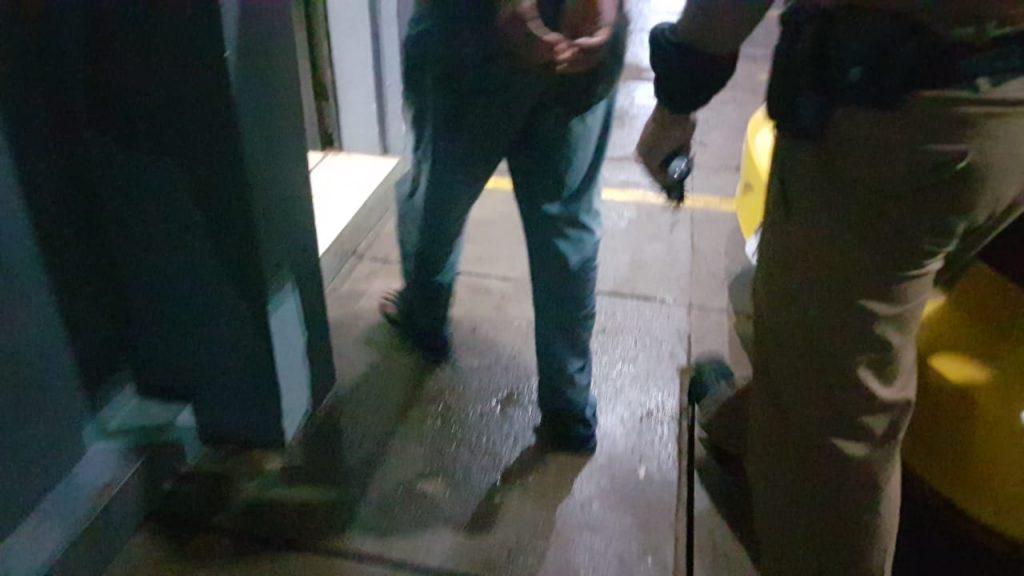 Homem de 50 anos é preso acusado de importunar sexualmente um menino de 11 anos no Bairro Santo Onofre