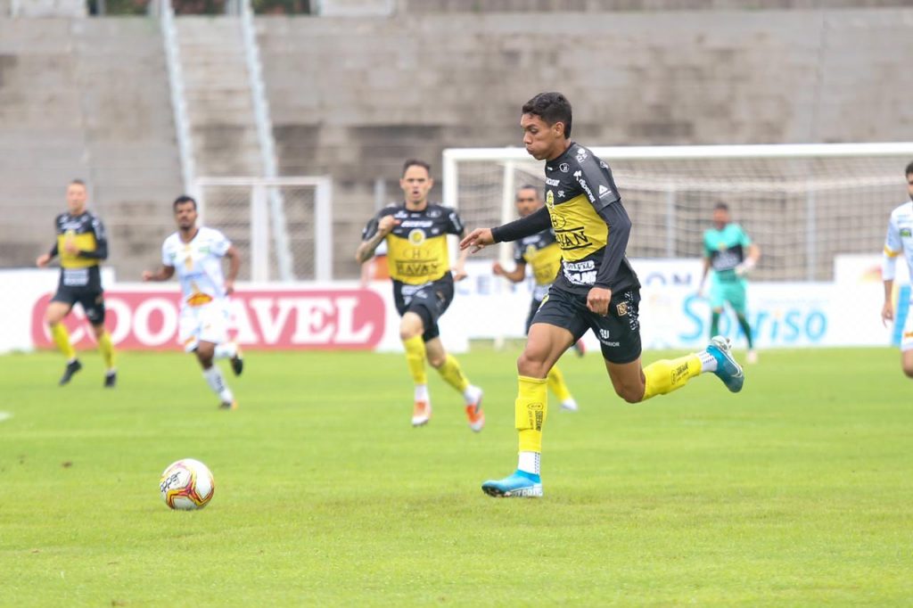 FC Cascavel vence o Novorizontino-SP e abre vantagem por vaga nas oitavas-de-final do Brasileirão Série D
