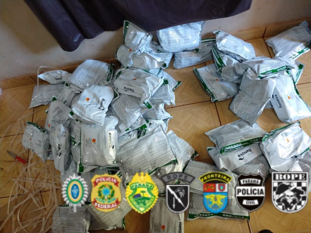PF, BPFron e COE/BOPE estouram depósito de agrotóxicos contrabandeados em Guaíra