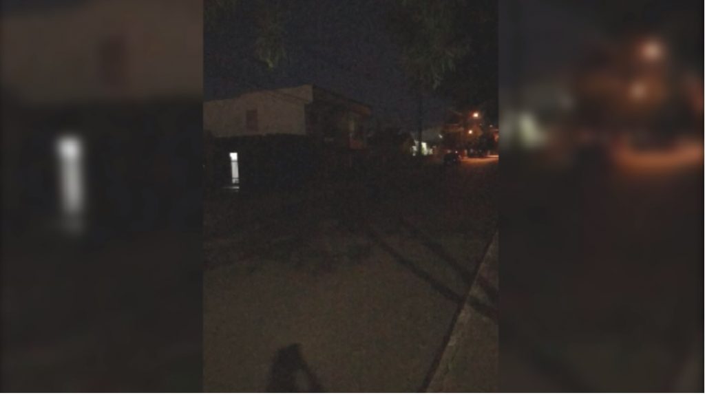 Moradores enfrentam problemas com iluminação pública há pelo menos seis meses no Alto Alegre