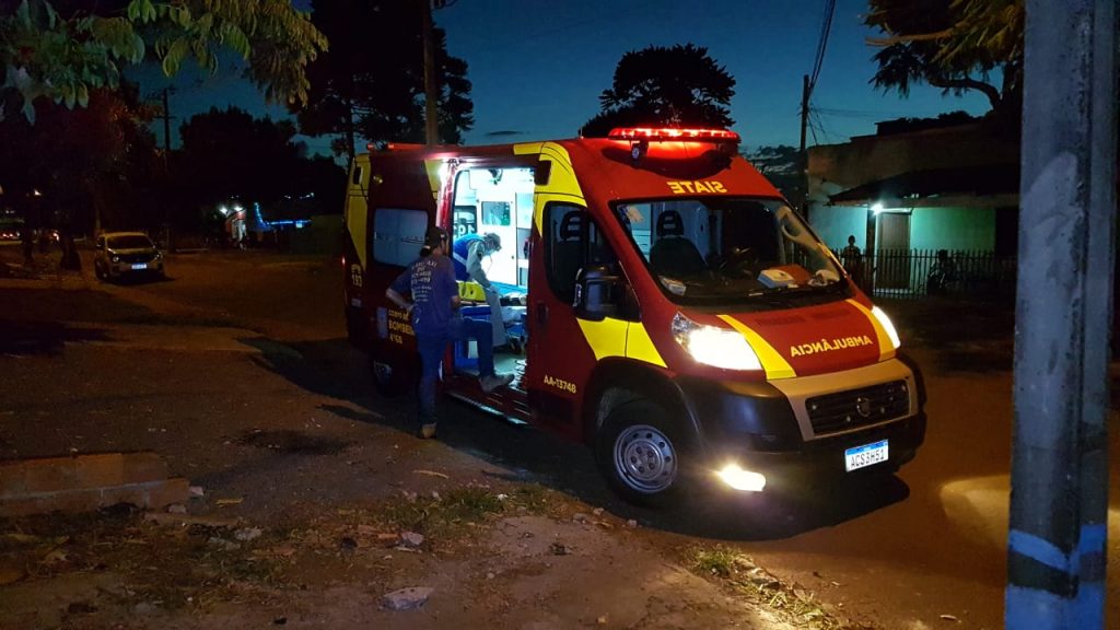 Menino de 3 anos é socorrido pelo Siate no Jardim Clarito; suspeita-se que a vítima foi picada por cobra