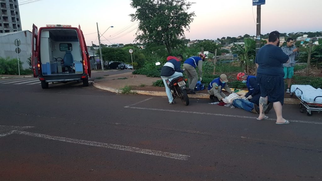 Acidente de trânsito envolve duas motocicletas no Bairro Santa Cruz
