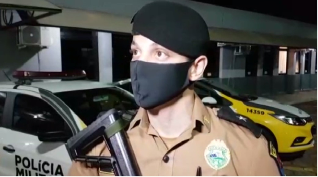 “Ato heróico”: PM comenta sucesso em ação que salvou vida de mulher na passarela do trevo Cataratas “Ato heróico”: PM comenta sucesso em ação que salvou vida de mulher na passarela do trevo Cataratas