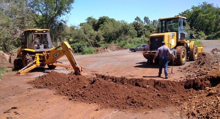 Após denúncias, Defesa Civil de Palotina destrói local de festas clandestinas