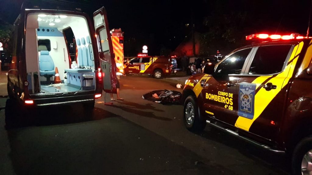 Grave acidente resulta em uma morte e uma pessoa gravemente ferida na Rua Pio XII Grave acidente resulta em uma morte e uma pessoa gravemente ferida na Rua Pio XII