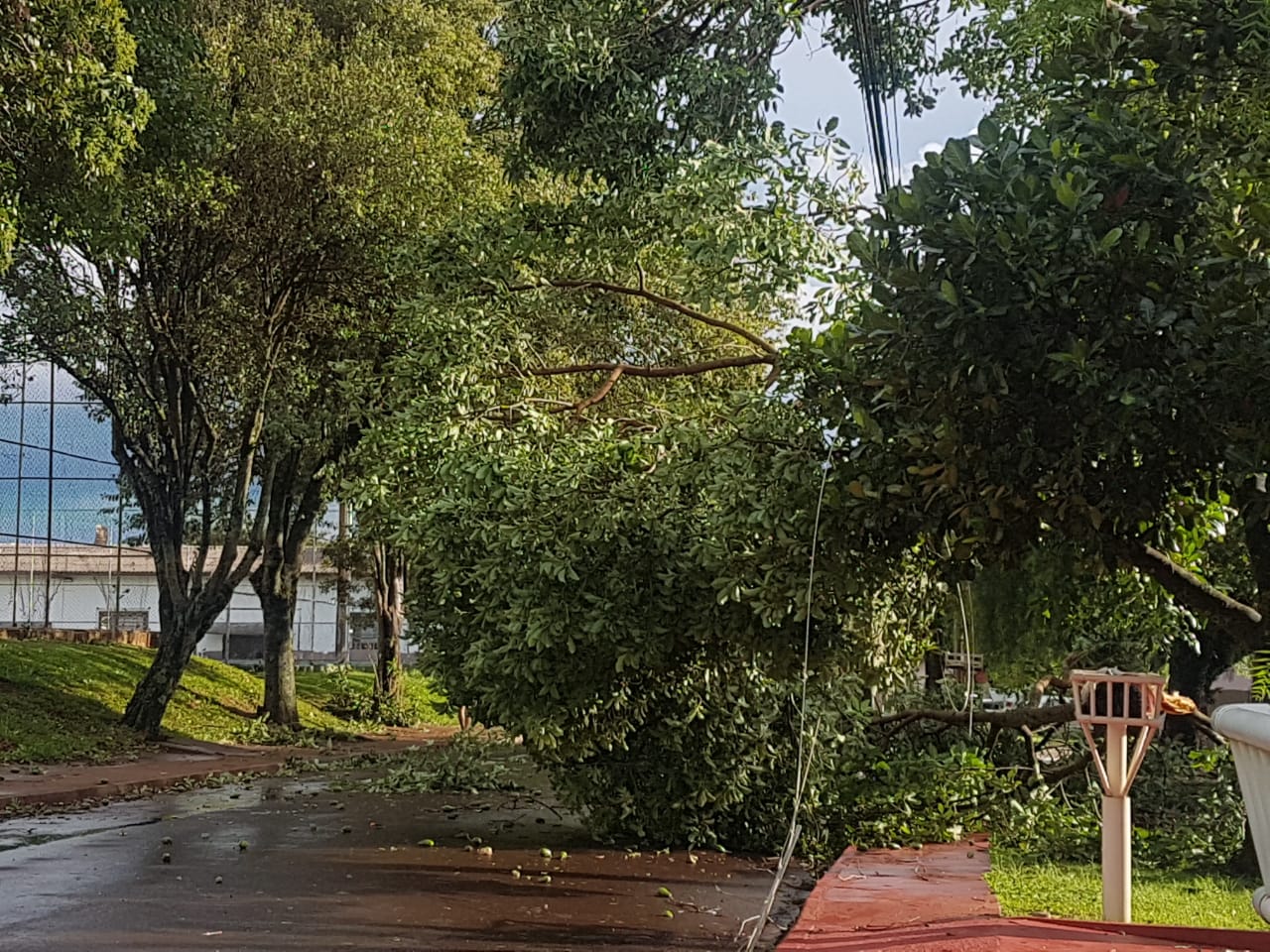 Por conta do temporal, alguns bairros de Cascavel seguem sem abastecimento de água