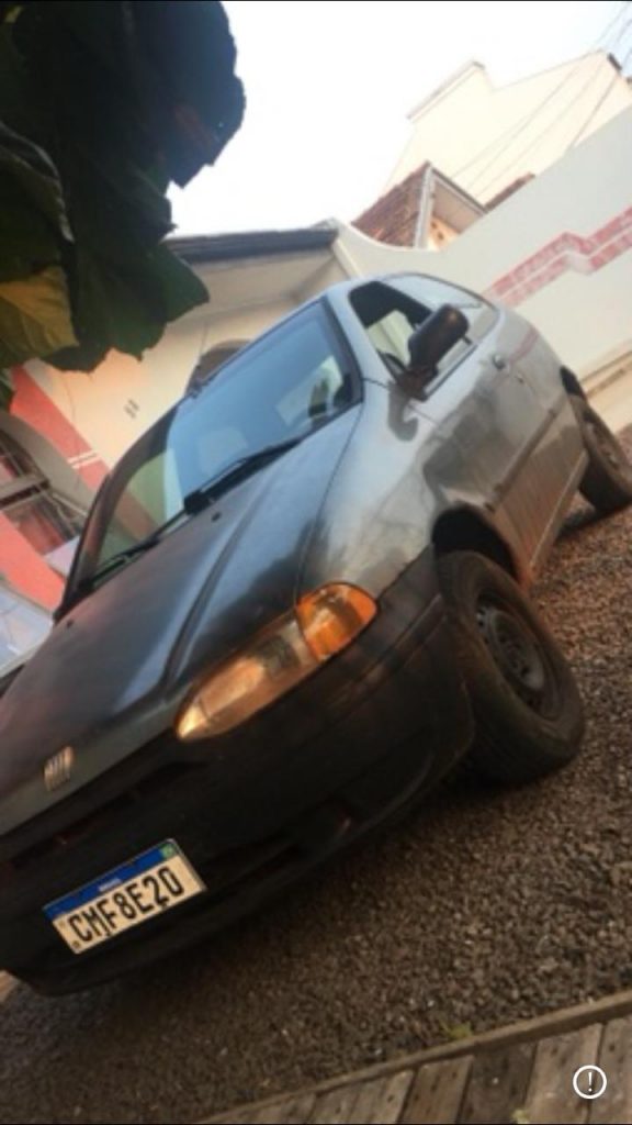 Fiat Palio com placas CMF-8E20 foi furtado em Cascavel