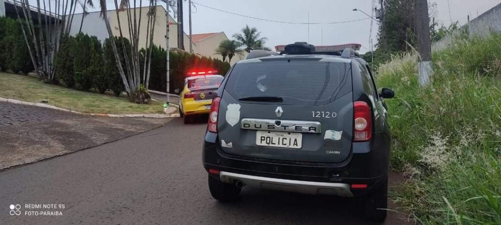 Homem morre e mulher fica gravemente ferida após serem esfaqueados dentro de motel em Londrina