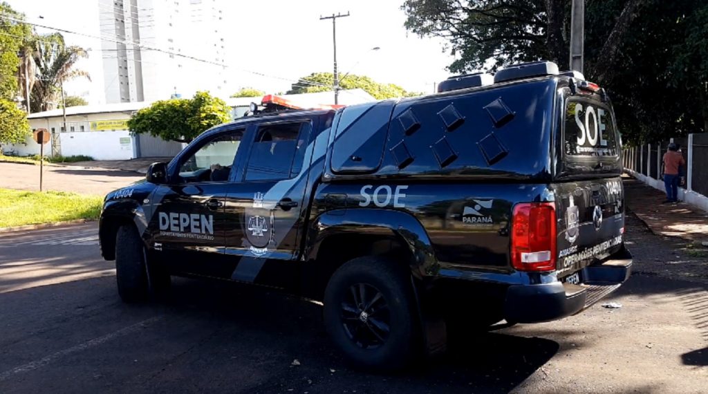Depen realiza transferência de presos da Cadeia Pública de Cascavel