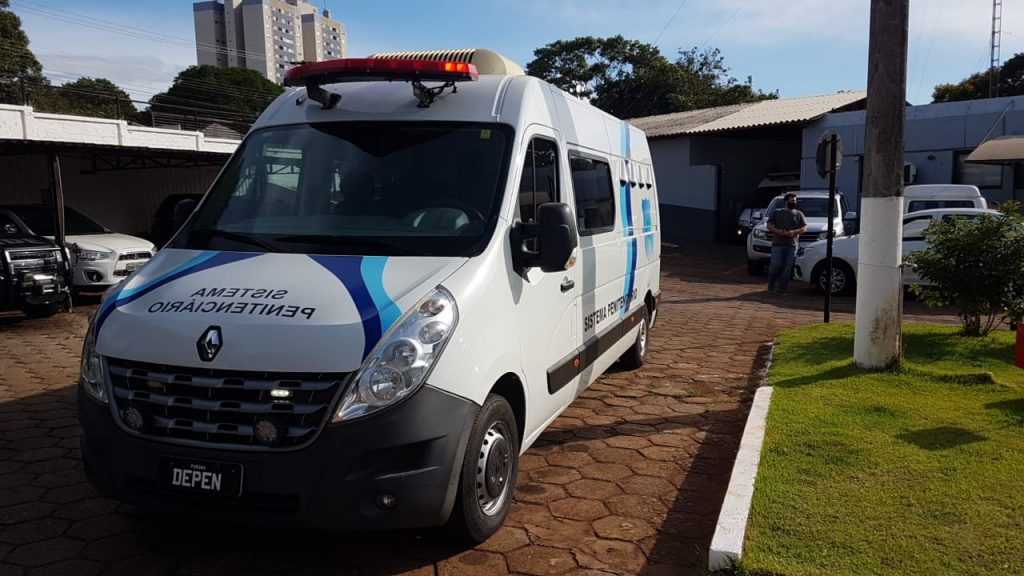 Depen realiza nova transferência de presos da Cadeia Pública de Cascavel