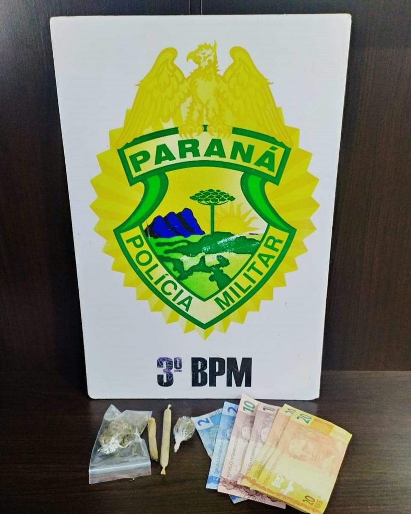 PM apreende maconha e três adolescentes em Pato Branco