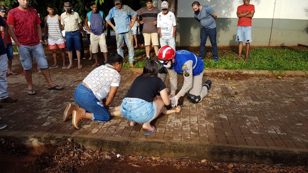 Criança de 6 anos fica em estado grave ao ser atropelada por caminhão no Cascavel Velho
