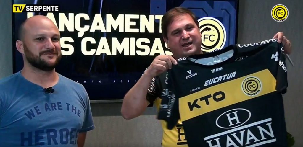 FC Cascavel apresenta uniformes para temporada 2021