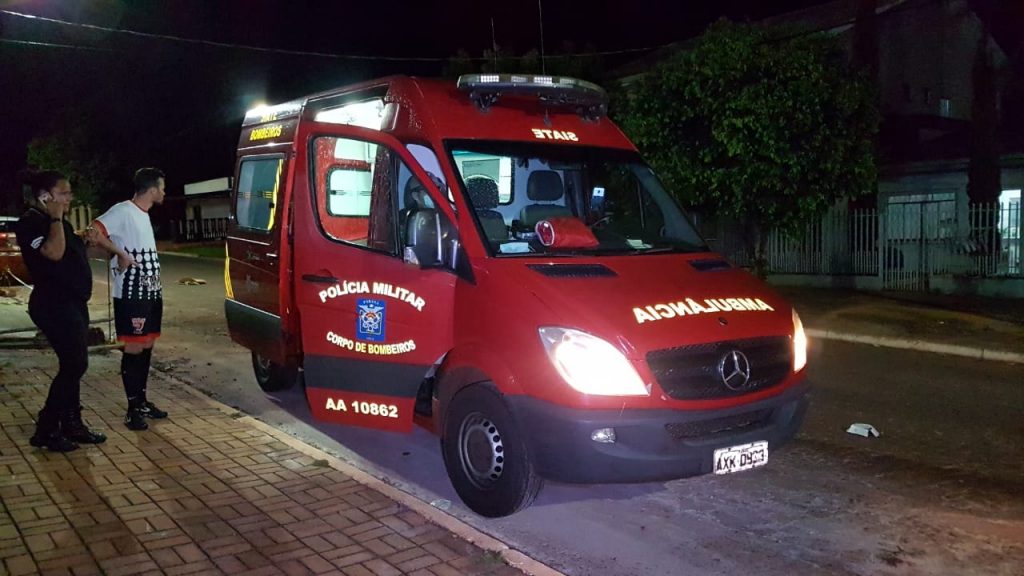 Jovem fere a cabeça durante partida de futebol no Bairro Santo Onofre