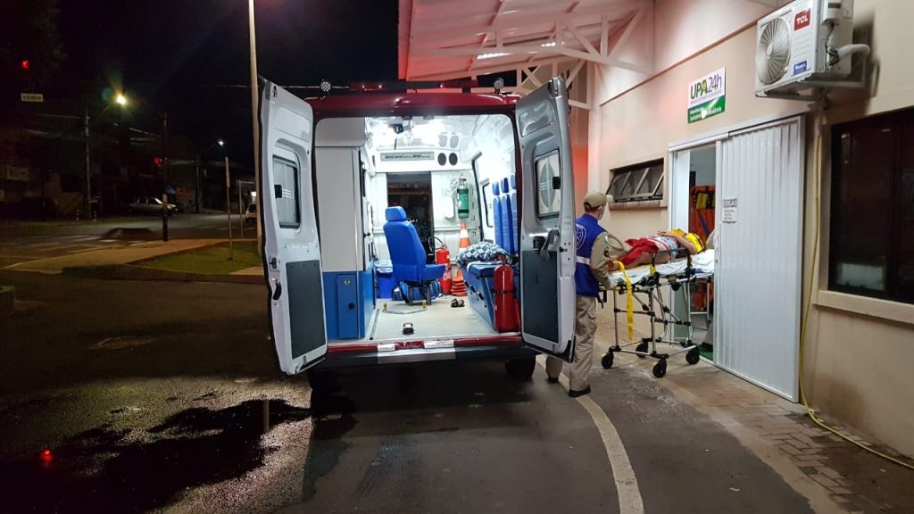 Mulher é agredida pelo marido e é socorrida pelo Siate no Riviera