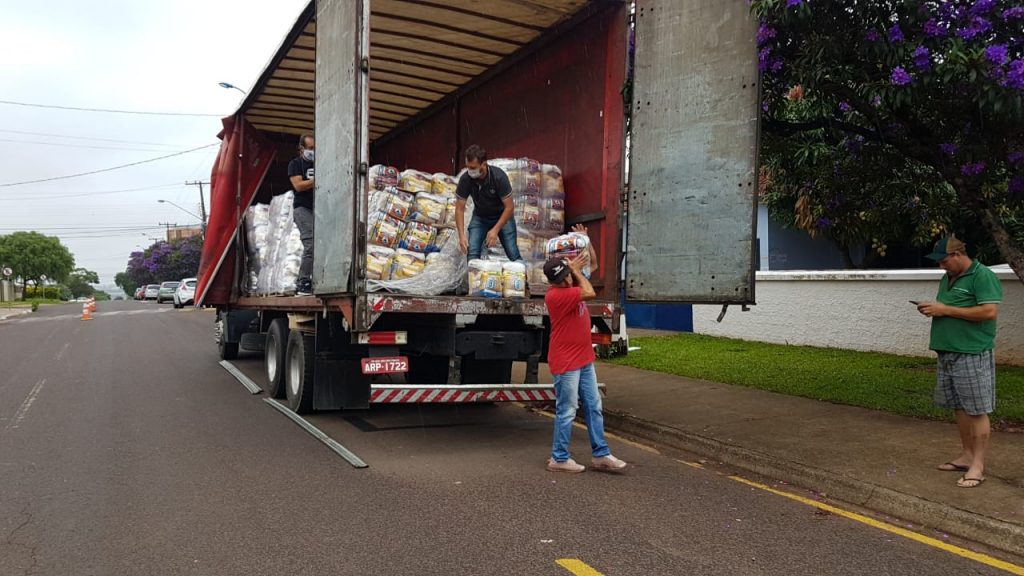 Defesa Civil recebe kits de higiene, limpeza e 1500 cestas básicas
