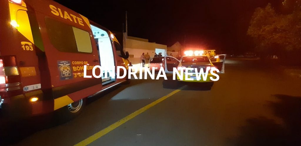 Inconformado com fim de namoro, homem esfaqueia o atual namorado de sua ex-companheira em Londrina Inconformado com fim de namoro, homem esfaqueia o atual namorado de sua ex-companheira em Londrina