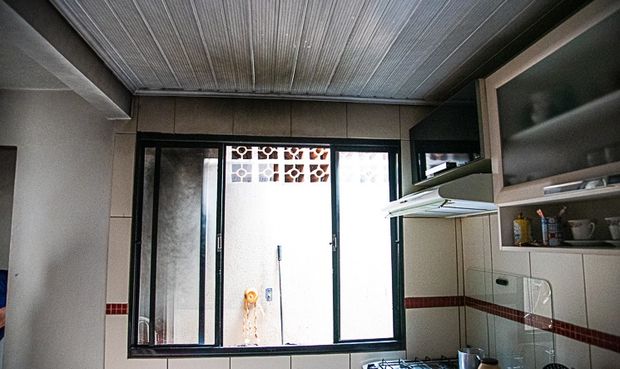 Botijão de gás explode em residência e bombeiros são acionados em Umuarama