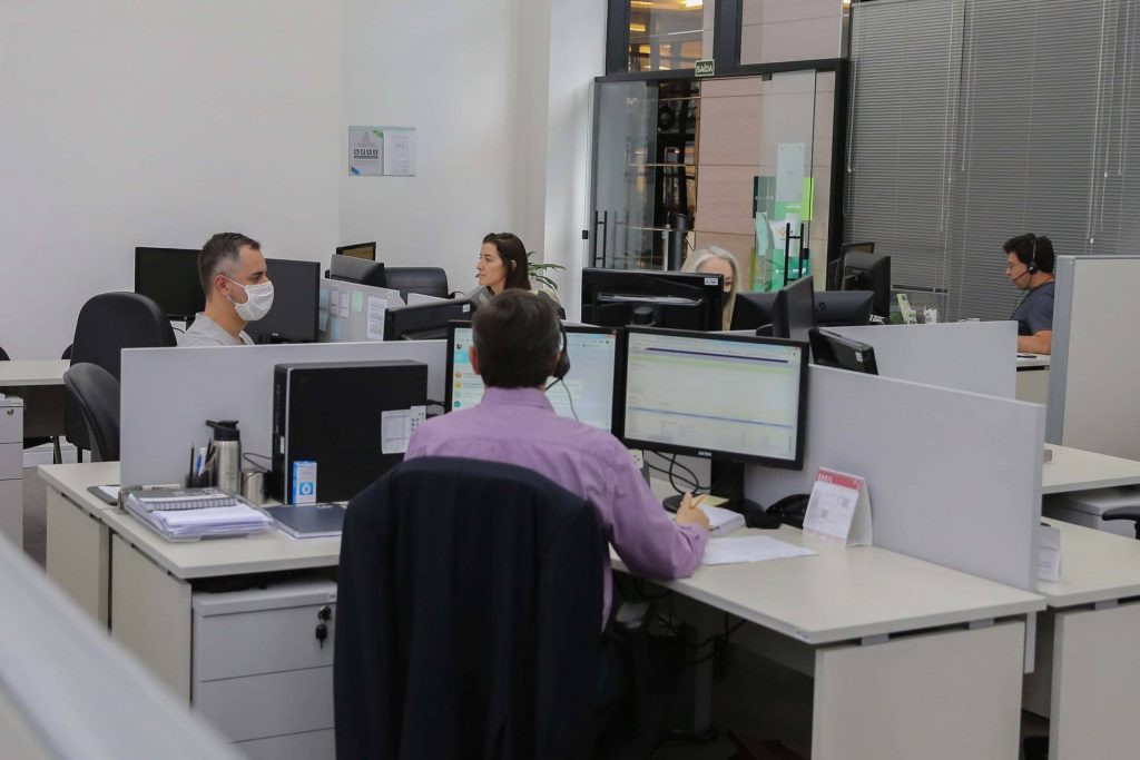 Fomento Paraná tem recordes em contratos e empreendedores atendidos Fomento Paraná tem recordes em contratos e empreendedores atendidos