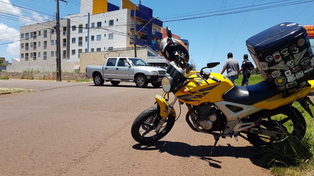 Motociclista fica ferido ao se envolver em acidente na região do Bairro Fag