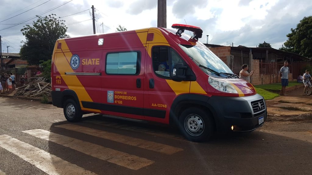 Menino é atropelado por carro no Bairro Cataratas