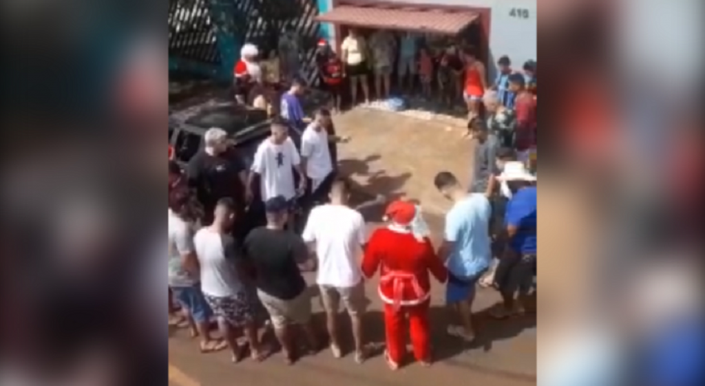 Familiares unem forças e promovem ação de Natal com mais de 2.300 cestinhas para a criançada em Cascavel