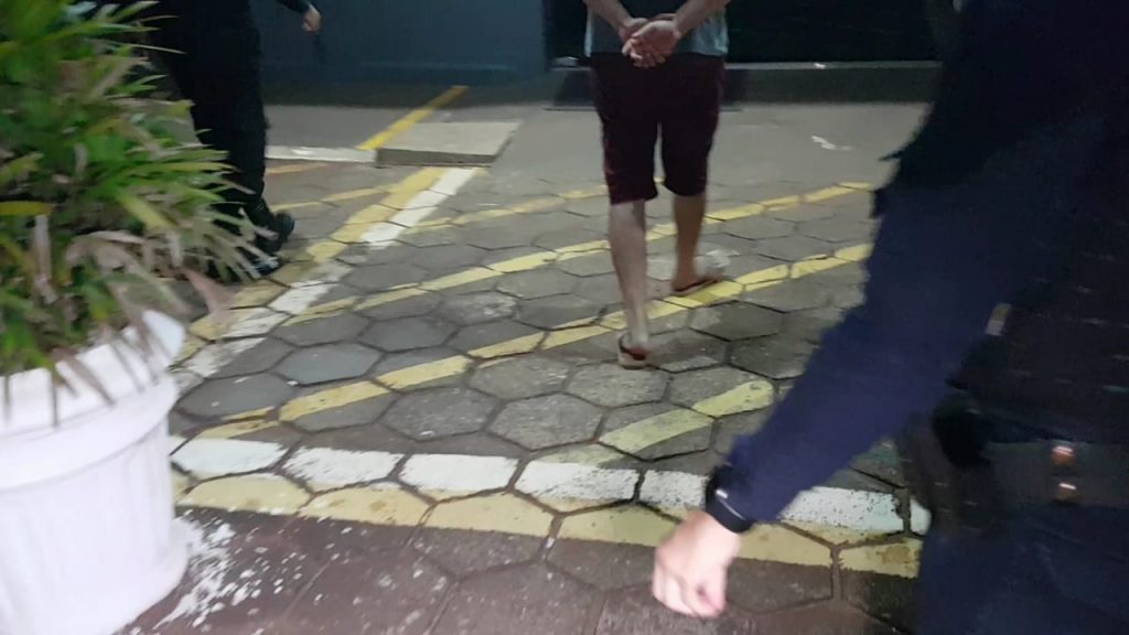 Rapaz que dirigia sem CNH e embriagado é preso na Avenida Carlos Gomes, no Parque São Paulo