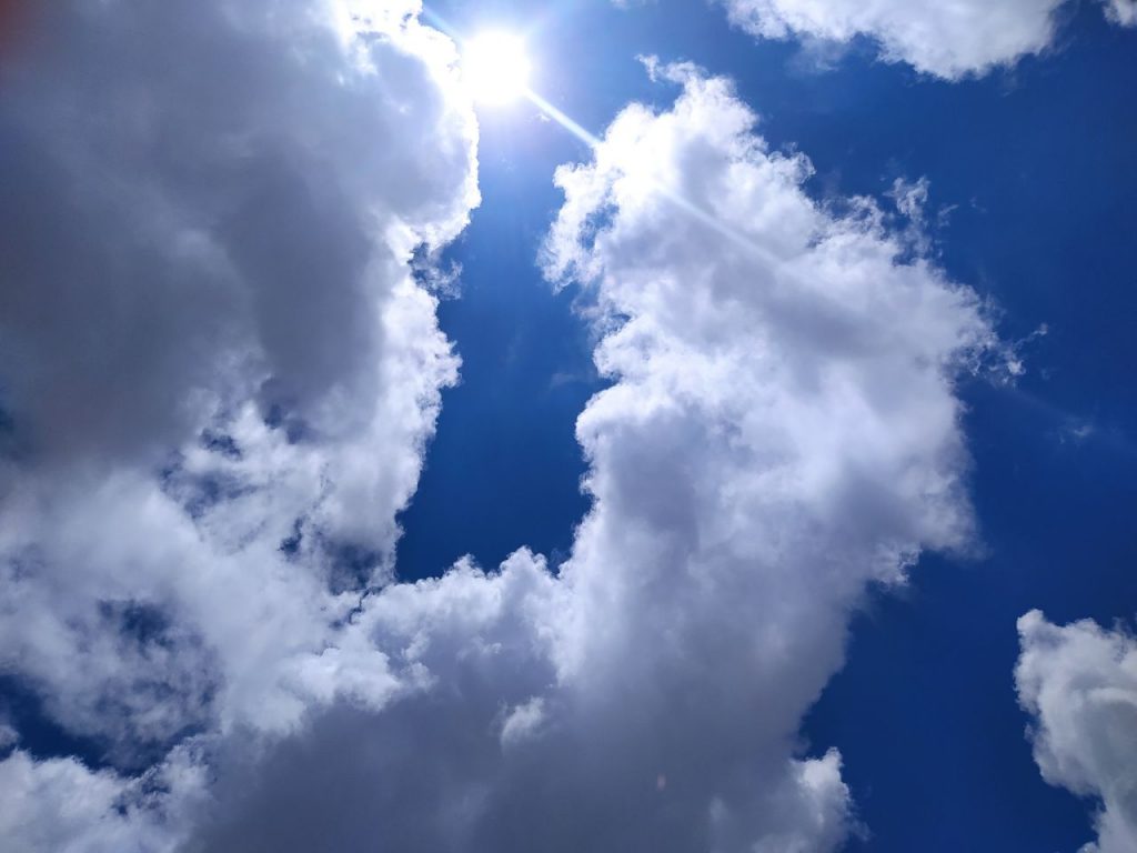 Penúltimo dia do ano deverá ser de clima tropical, com calor e condições de chuva em Cascavel