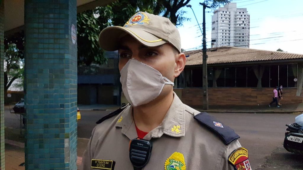 Idoso gravemente ferido em acidente no Centro apresentou melhora dentro da ambulância, diz tenente