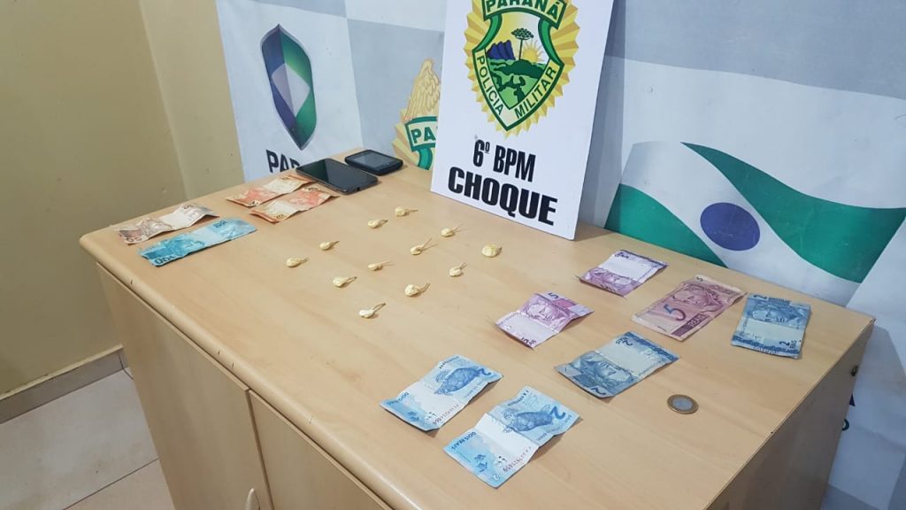 Casal é detido pelo Choque em posse de cocaína no Bairro Santa Felicidade