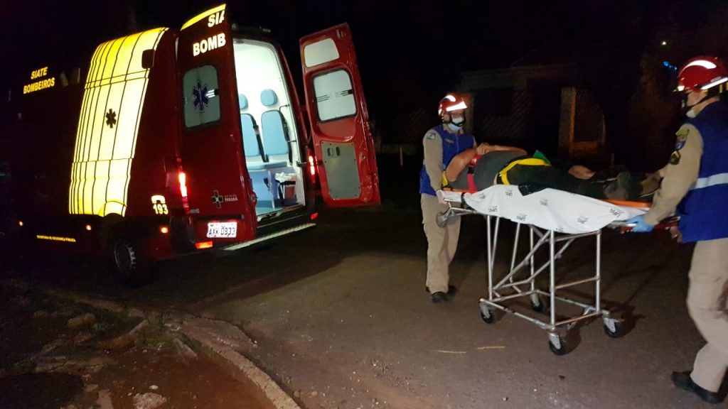 Acidente entre carro e moto no Bairro Coqueiral deixa entregador ferido