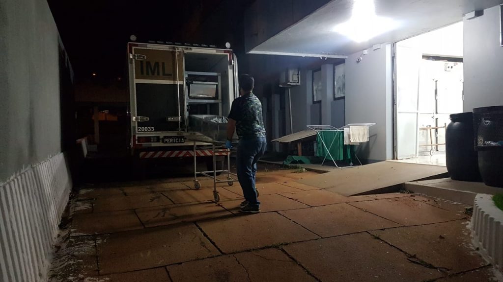 Corpo de vítima de homicídio em Cafelândia dá entrada no IML de Cascavel