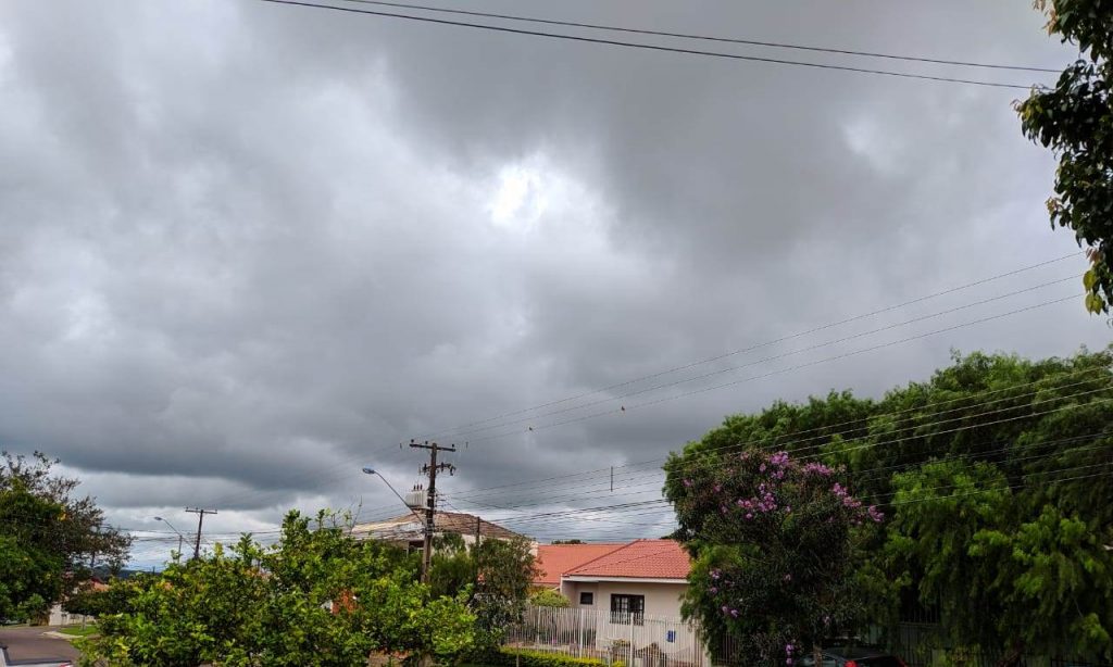 Em paz com São Pedro: quinta-feira deve ter chuva e céu encoberto em Cascavel