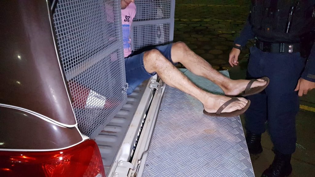 Homem que descumpriu medida protetiva ao ser aproximar da ex-esposa é preso pelo GPOM no Bairro Montreal