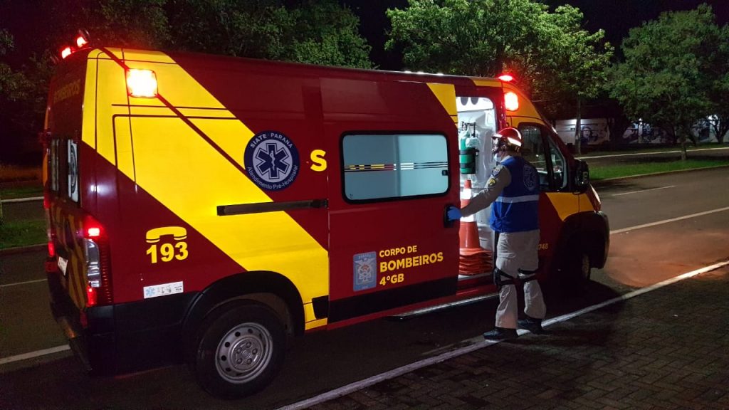 Jovem fica ferido ao sofrer queda de motocicleta no Bairro São Cristóvão