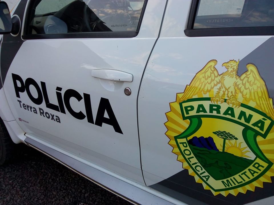 No intuito de ajudar a mãe, filha coloca anabolizantes em soro da mãe que estava internada e caso para na delegacia