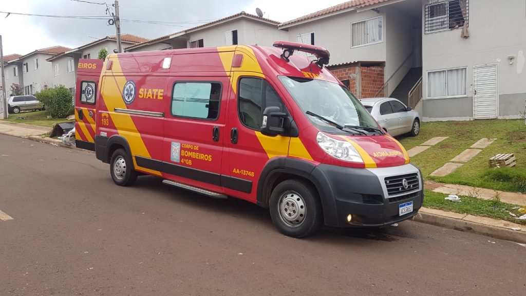 Idosa fica ferida ao sofrer queda no Riviera