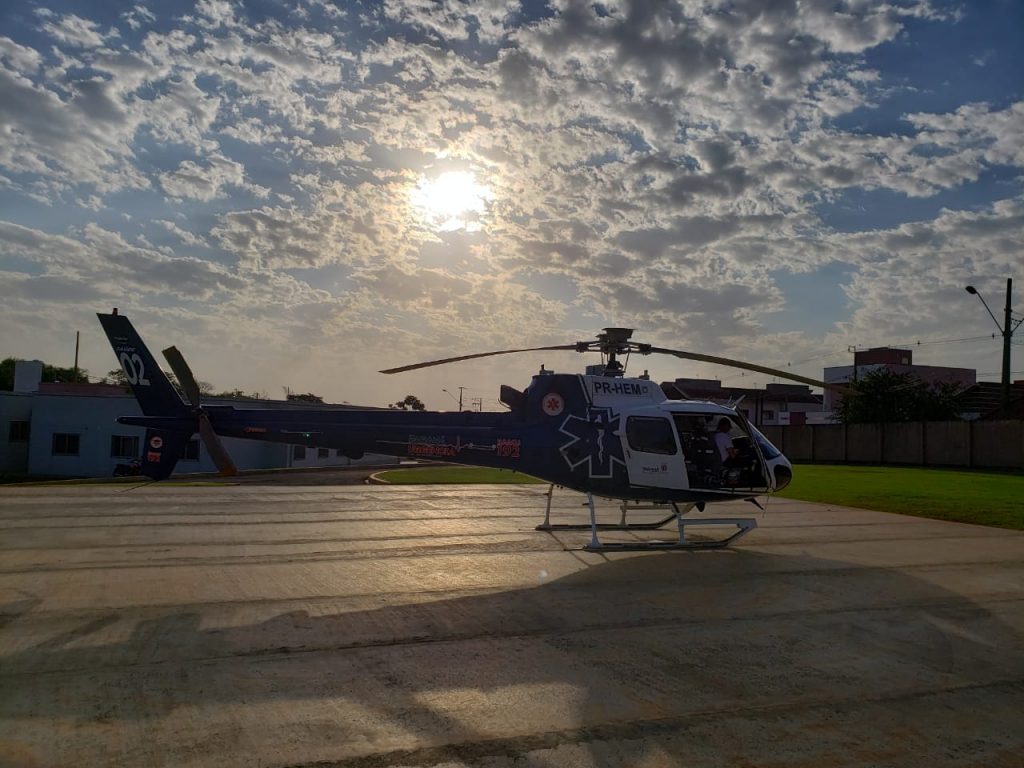 Mulher de 62 anos é transferida de Pato Bragado a Toledo pelo helicóptero do Paraná Urgência/Consamu