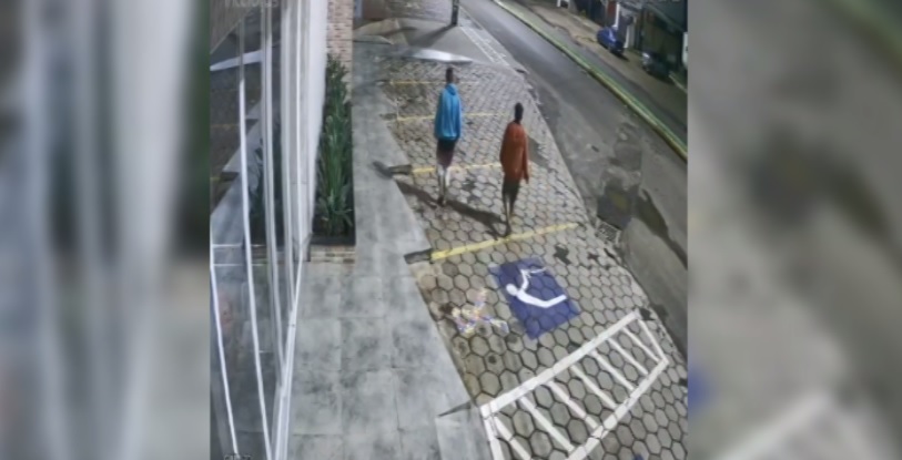 Vídeo: Imagens mostram o momento do furto de veículo em Laranjeira do Sul