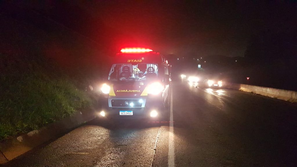 Homem é atropelado por Celta na BR-467 após chamar atenção do motorista do automóvel