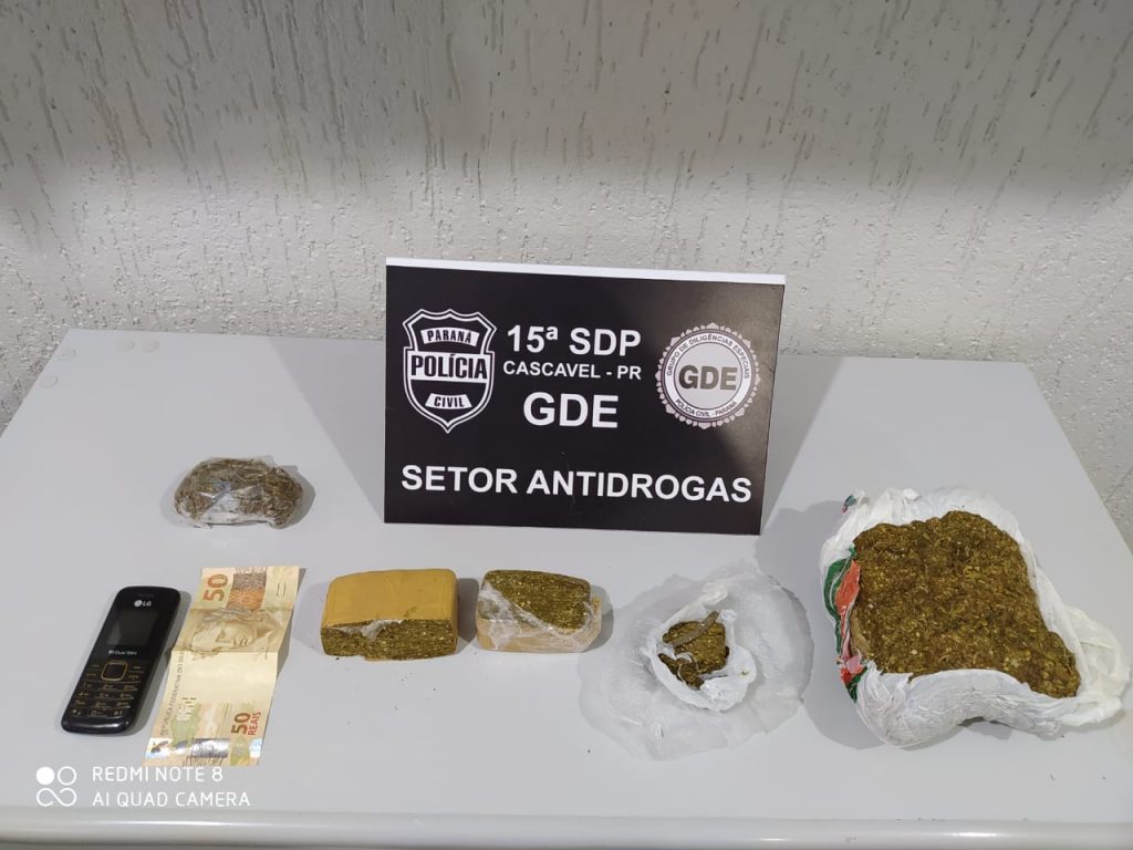 Dupla é presa pelo GDE em ação contra o tráfico de drogas em Cascavel