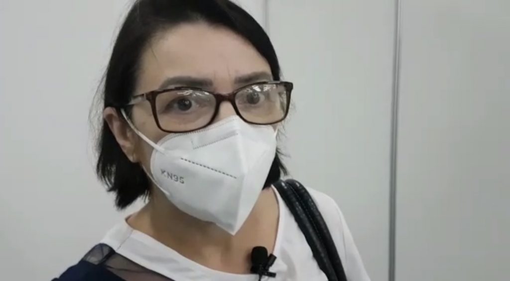“Sentimento de esperança, confiança, conquista e vitória”, diz primeira cascavelense vacinada contra a Covid-19